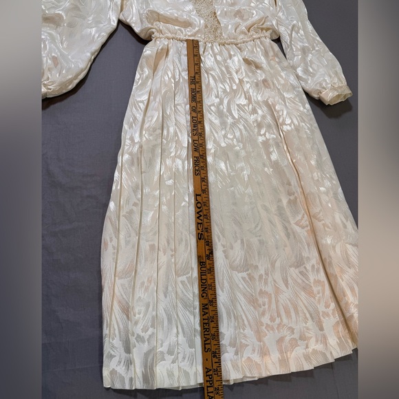 In The Mood Vintage Lace Pleated Ivory Dress Size 10 Long Sleeve 80's 90’s - Picture 14 of 16